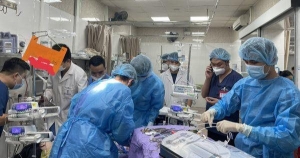 Biến chứng viêm cơ tim, nguy kịch tính mạng sau sốt virus