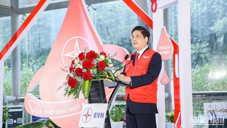 Phát động Tuần lễ hồng EVN lần thứ VIII ảnh 1