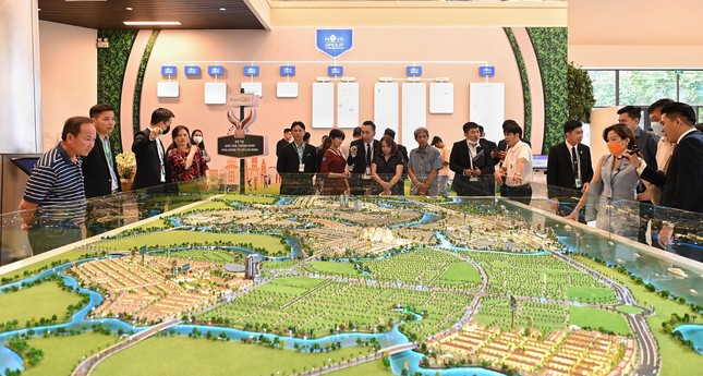 Novaland thế chấp cổ phần của 2 công ty để vay 100 triệu USD Novaland thế chấp cổ phần của 2 công ty để vay 100 triệu USD ảnh 1