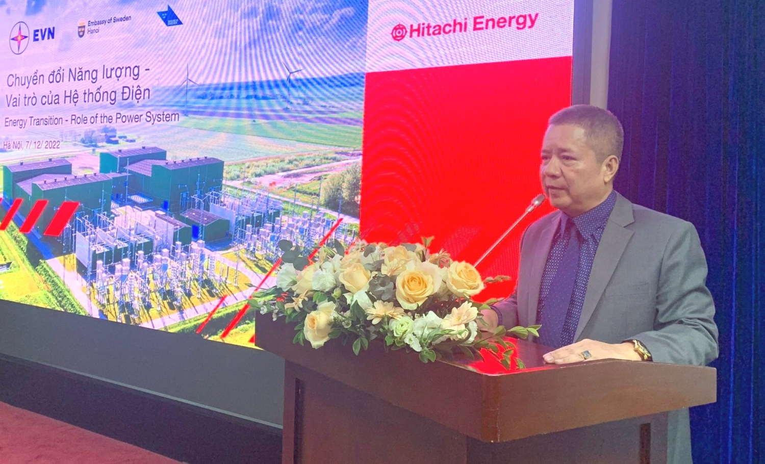 Chuyển dịch năng lượng - Vai trò của hệ thống điện Chuyển dịch năng lượng - Vai trò của hệ thống điện