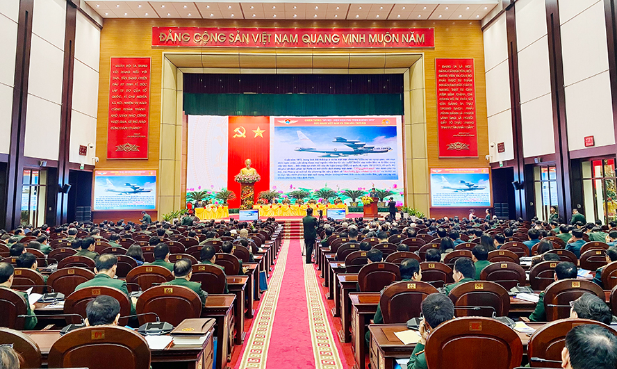 'Hà Nội - Điện Biên Phủ trên không 1972': Sức mạnh Việt Nam và tầm vóc thời đại - Ảnh 1. 'Hà Nội - Điện Biên Phủ trên không 1972': Sức mạnh Việt Nam và tầm vóc thời đại - Ảnh 1.