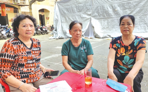 Gần 100 phụ nữ ở Hà Nội sập bẫy “tour tham quan 0 đồng” Gần 100 phụ nữ ở Hà Nội sập bẫy “tour tham quan 0 đồng”