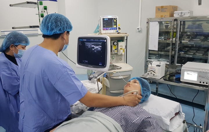 Ủ ấm, mặc nhiều lớp quần áo vẫn lạnh cảnh báo bệnh gì? - 1