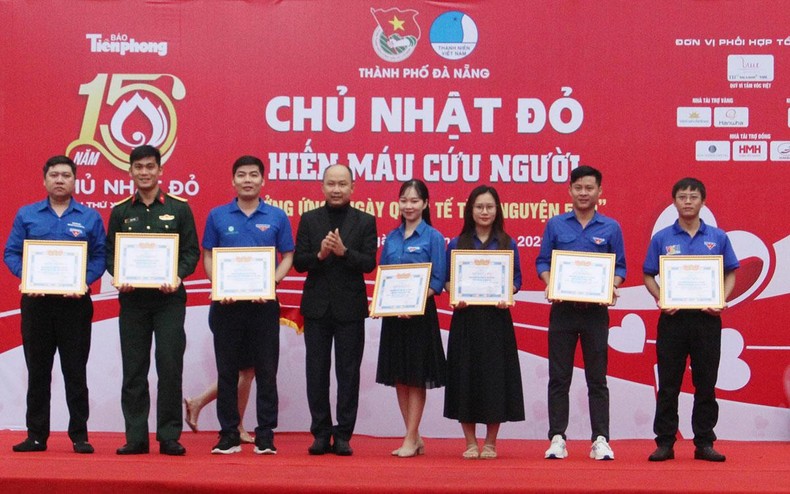 Ngày hội “Chủ nhật Đỏ” tại Đà Nẵng dự kiến thu nhận 800 đơn vị máu Ngày hội “Chủ nhật Đỏ” tại Đà Nẵng dự kiến thu nhận 800 đơn vị máu ảnh 1