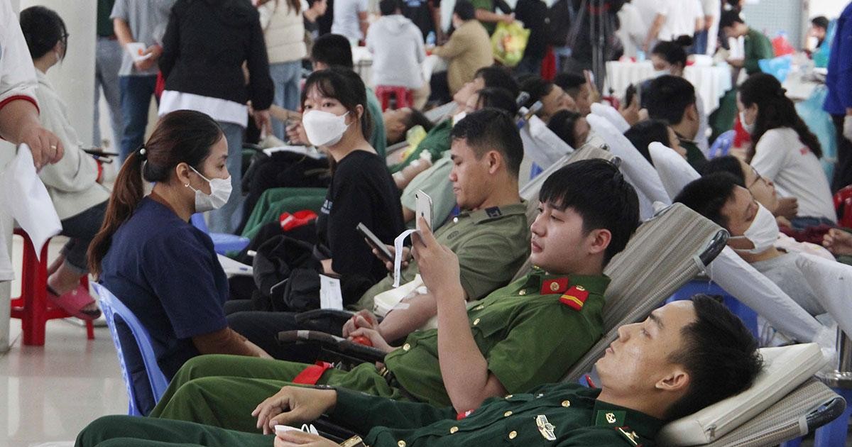 Ngày hội “Chủ nhật Đỏ” tại Đà Nẵng dự kiến thu nhận 800 đơn vị máu Ngày hội “Chủ nhật Đỏ” tại Đà Nẵng dự kiến thu nhận 800 đơn vị máu