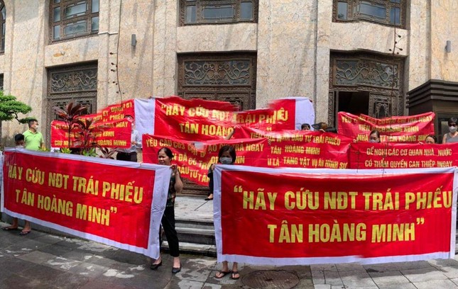 Chấn chỉnh ng&acirc;n h&agrave;ng &lsquo;dụ&rsquo; người gửi tiết kiệm mua tr&aacute;i phiếu ảnh 2