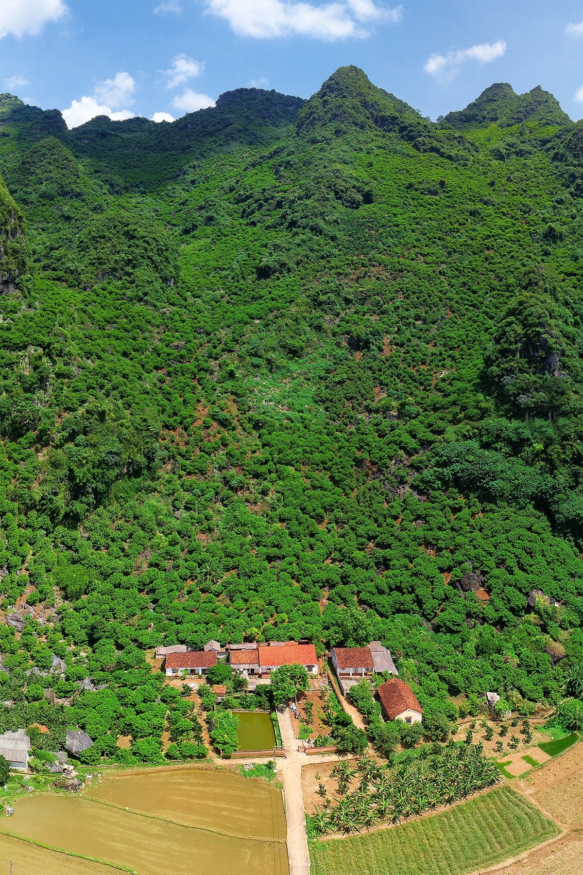 Xứ Lạng không chỉ có Mẫu Sơn Xứ Lạng không chỉ có Mẫu Sơn