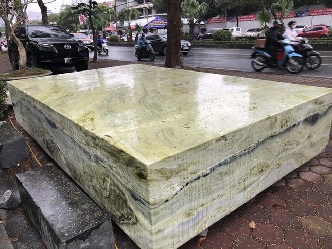 Những chiếc sập quý báu, giá tiền tỷ ở Việt Nam Những chiếc sập quý báu, giá tiền tỷ ở Việt Nam ảnh 1