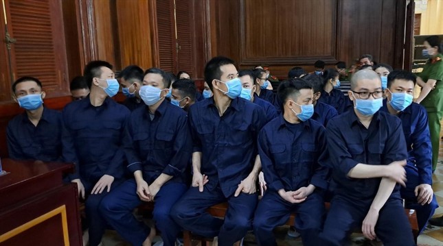 H&ocirc;m nay Viện Kiểm s&aacute;t luận tội trong vụ &aacute;n Alibaba: H&agrave;ng ng&agrave;n bị hại ng&oacute;ng quyền lợi ảnh 2