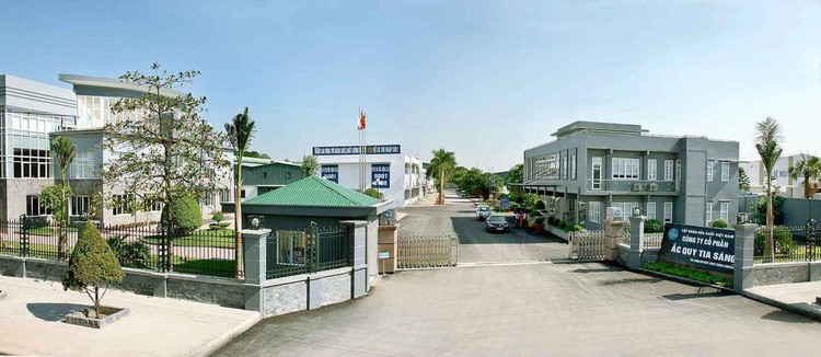 Đấu giá 3.440.252 cổ phần Ắc quy Tia Sáng, giá khởi điểm 39.200 đồng/CP Vinachem chào bán 3.440.252 cổ phần TSB, dự kiến thu về tối thiểu hơn 134 tỷ đồng