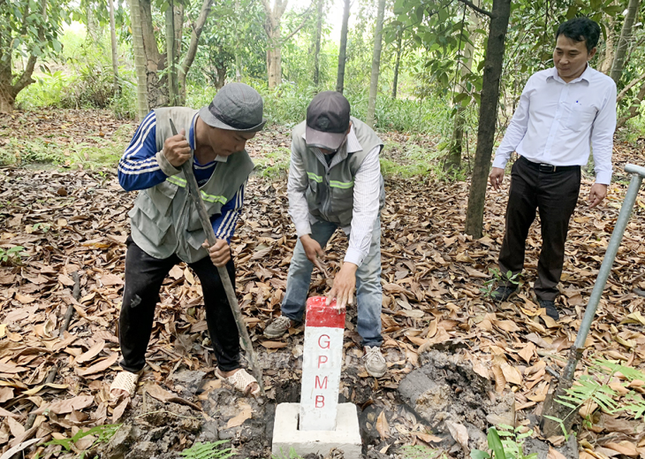 Nhiều dự &aacute;n &lsquo;bất động&rsquo; v&igrave; c&aacute;n bộ thẩm định gi&aacute; đất... sợ sai ảnh 1