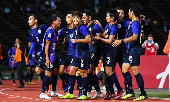 AFF Cup 2022 khởi đầu tưng bừng bằng c&uacute; sốc của Campuchia ảnh 1