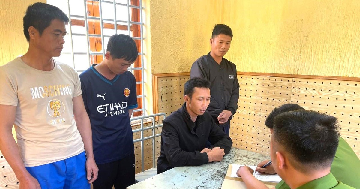 Đắk Lắk: Khởi tố, bắt giam 4 đối tượng trồng, tàng trữ, mua bán cần sa quy mô lớn Đắk Lắk: Khởi tố, bắt giam 4 đối tượng trồng, tàng trữ, mua bán cần sa quy mô lớn