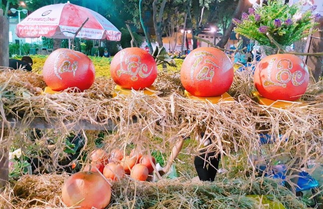 T&aacute;o ng&ocirc;i sao lạ mắt, qu&yacute;t 300.000 đồng/quả dịp Tết ảnh 6