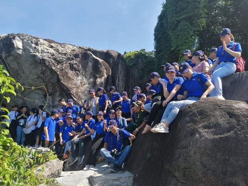 Rời xa khói bụi về với đồi Tức Dụp khám phá những điều mới lạ Rời xa khói bụi về với đồi Tức Dụp khám phá những điều mới lạ ảnh 4