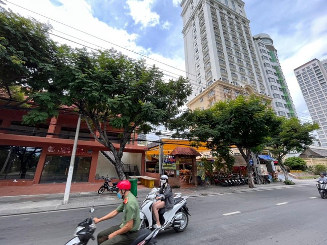 Y&ecirc;u cầu cắt điện tại khu 'đất v&agrave;ng' quốc ph&ograve;ng ở Nha Trang ảnh 1