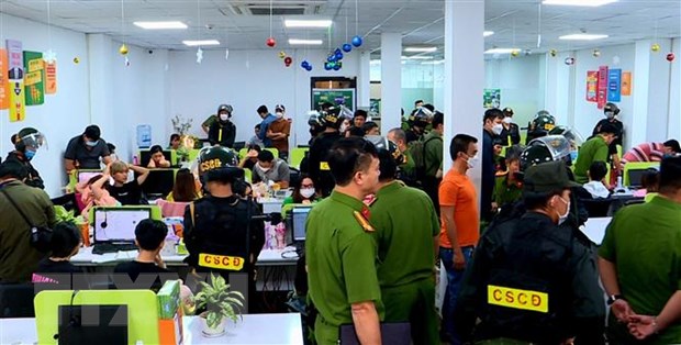 TP Hồ Chí Minh: Đánh sập mạng lưới lừa đảo rút tiền từ thẻ tín dụng TP Hồ Chí Minh: Đánh sập mạng lưới lừa đảo rút tiền từ thẻ tín dụng