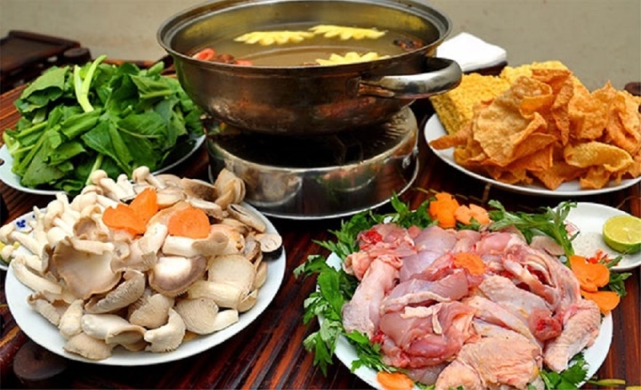 Cách làm 3 món lẩu tuyệt ngon cho Tết Dương lịch  - 3