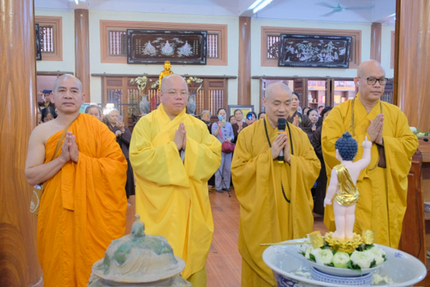 Chùa Đại Từ Ân: Triển lãm Phật Đản 2023 “Mùa sen nở” Chùa Đại Từ Ân: Triển lãm Phật Đản 2023 “Mùa sen nở”