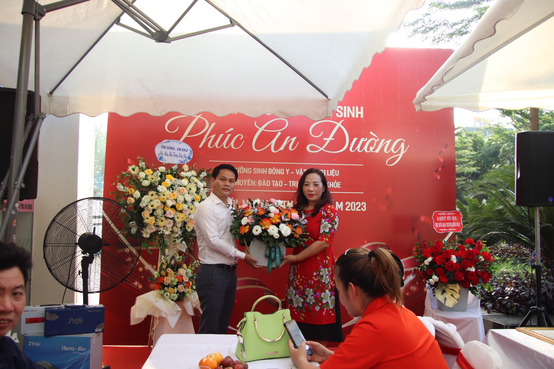 Khai trương Phúc An Đường cơ sở 2: Nâng cao sức khỏe, tìm đến hạnh phúc Khai trương Phúc An Đường cơ sở 2: Nâng cao sức khỏe, tìm đến hạnh phúc