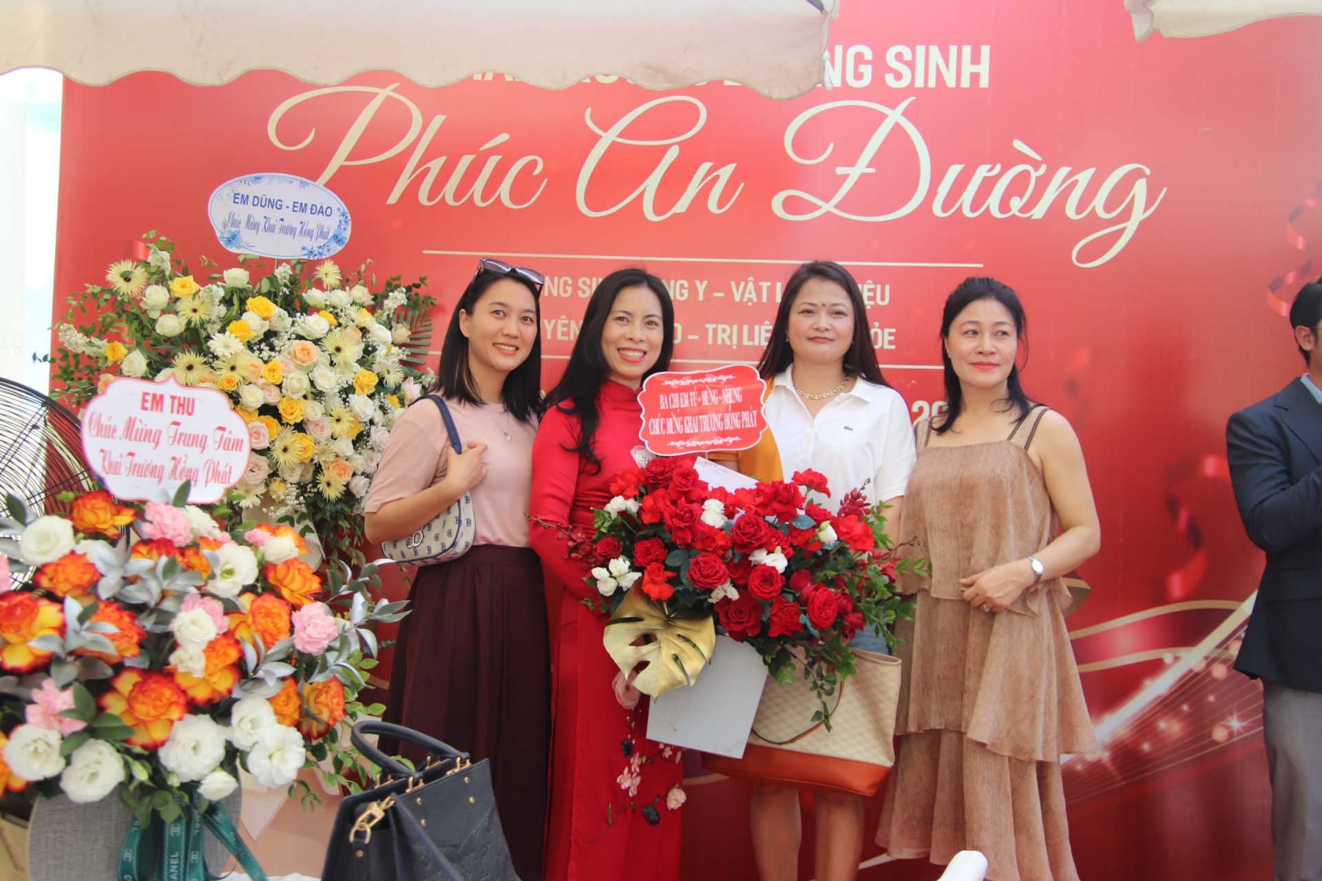 Khai trương Phúc An Đường cơ sở 2: Nâng cao sức khỏe, tìm đến hạnh phúc Khai trương Phúc An Đường cơ sở 2: Nâng cao sức khỏe, tìm đến hạnh phúc