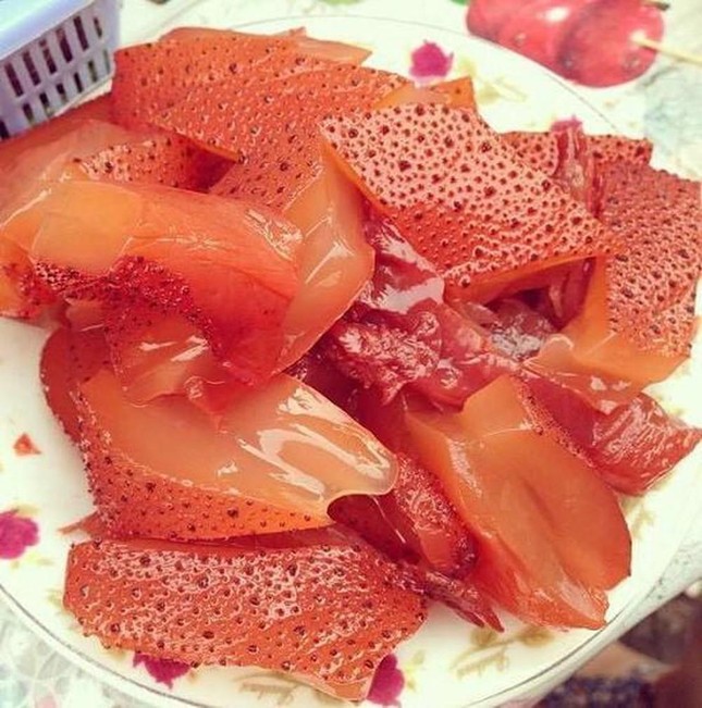 Sứa biển vào mùa, ăn ngon giòn sần sật nhưng để không ngộ độc hãy nhớ kỹ những lưu ý sau