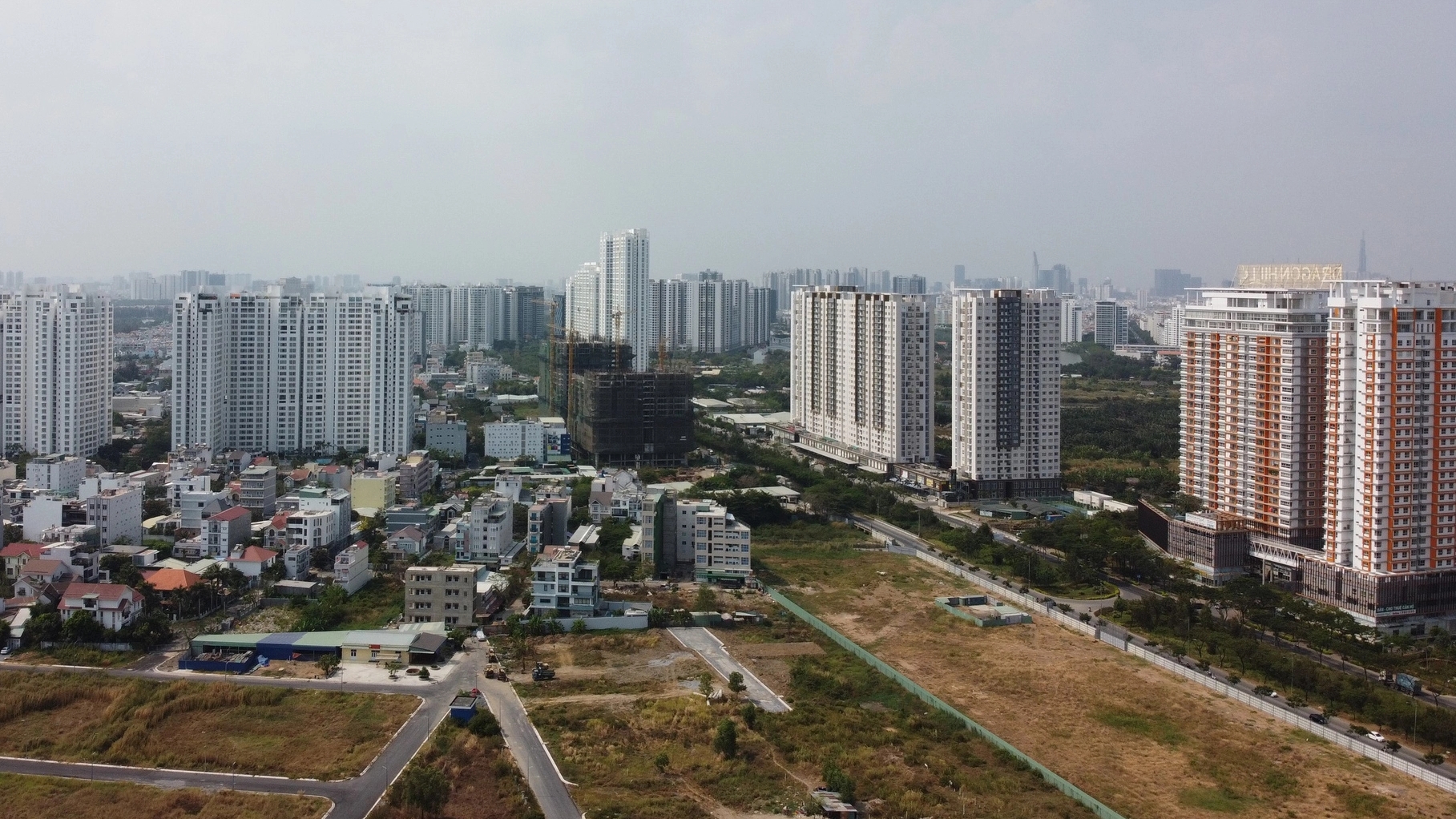 Bồi thường, hỗ trợ, tái định cư khi thu hồi đất: Hiệp hội Bất động sản TP.HCM chỉ ra bất cập và giải pháp