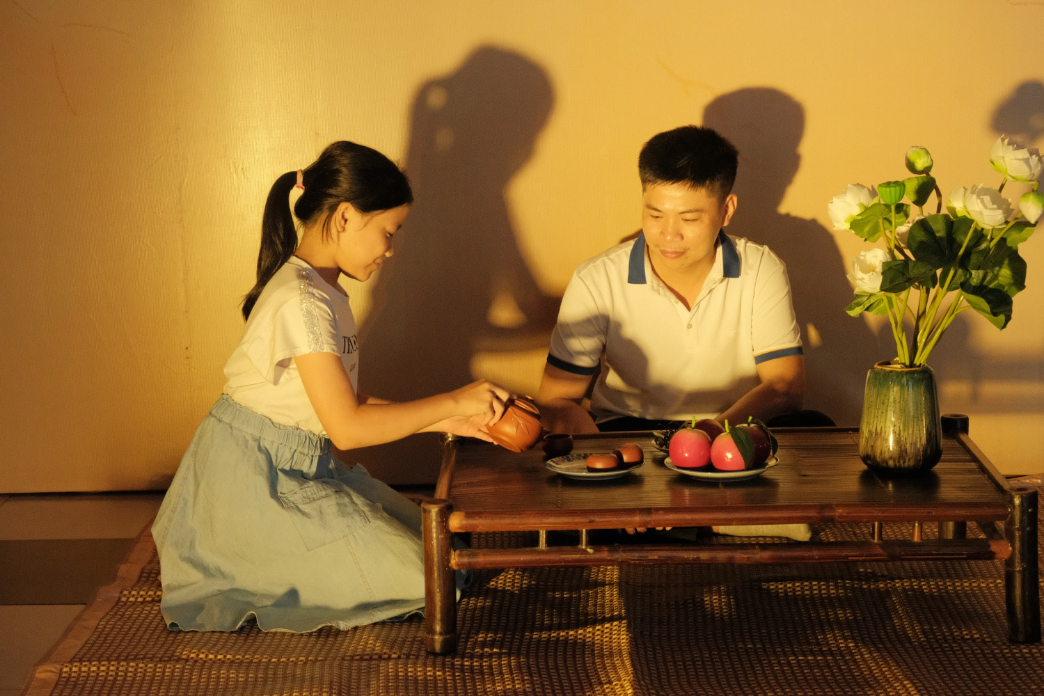 Triển Lãm & Liveshow 2024: "Truyện kể kề làng" và sự trở lại của những dư âm cổ tích tha thiết giữa đời thực Triển Lãm & Liveshow 2024: "Truyện kể kề làng" và sự trở lại của những dư âm cổ tích tha thiết giữa đời thực