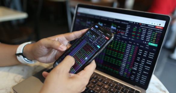 VN-Index vẫn đang có động lực hướng về 1.280 – 1.300 điểm