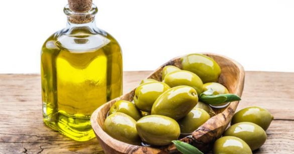 Cách dùng dầu ô liu dưỡng da