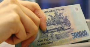 Lãi suất tiết kiệm giảm, dòng tiền sẽ chảy vào đâu?