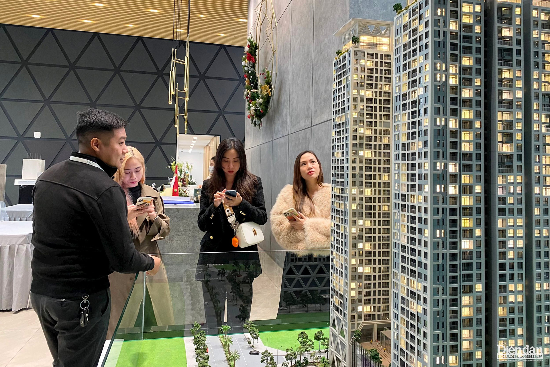 Ma trận quảng cáo đào tạo môi giới bất động sản Ma trận quảng cáo đào tạo môi giới bất động sản