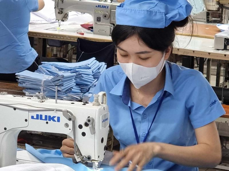 Điều tra 3.400 doanh nghiệp để xem xét tăng lương tối thiểu năm 2025 Điều tra 3.400 doanh nghiệp để xem xét tăng lương tối thiểu năm 2025