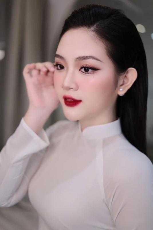 Nhan sắc Hoa hậu Mai Anh sắp lấy chồng đại gia hơn 16 tuổi