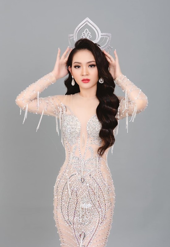 Nhan sắc Hoa hậu Mai Anh sắp lấy chồng đại gia hơn 16 tuổi