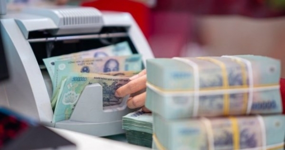 Tổng tài sản của các tổ chức tín dụng giảm gần 327.500 tỷ đồng trong một tháng