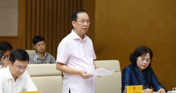 Phó thống đốc Đào Minh Tú: Ngân hàng đang phải "chữa bệnh thừa tiền"