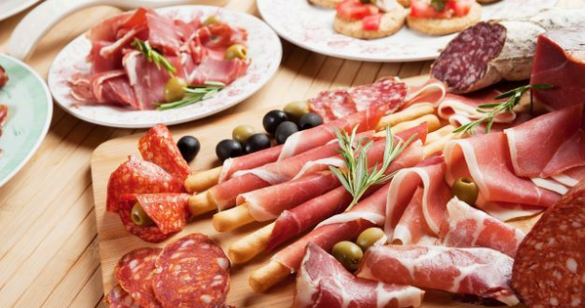 7 loại thực phẩm cần tránh để giữ cho cơ bắp khỏe mạnh