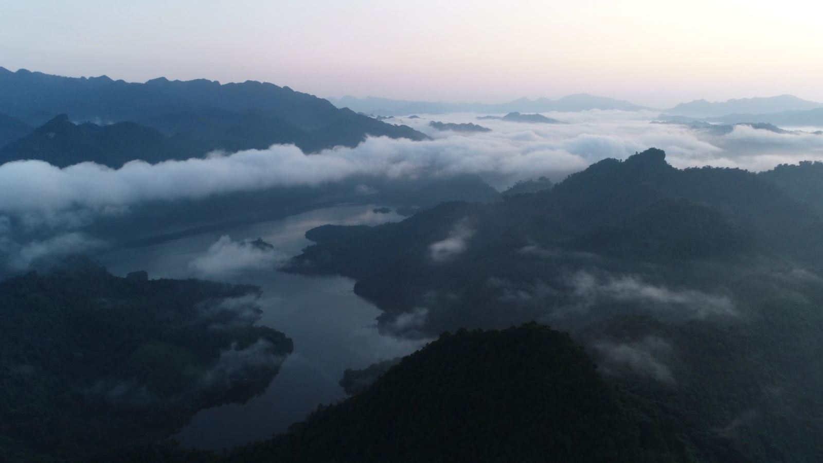 Mùa săn mây lý tưởng ở xứ Tuyên