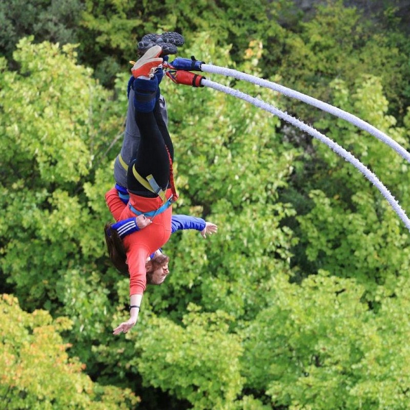 Cầu kính Rồng Mây: Ngỡ ngàng trước bức tranh non nước hữu tình