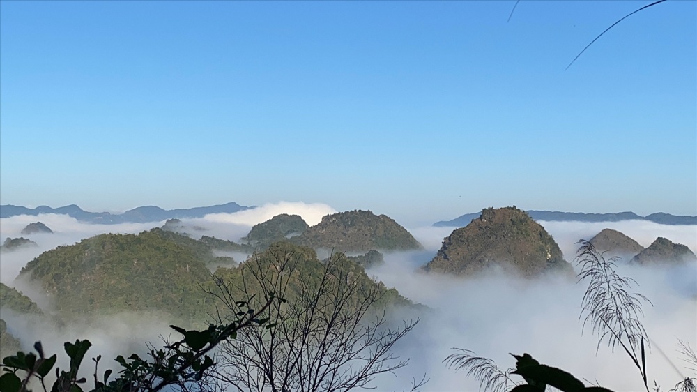 Mây ở Long Tỷ Phùng