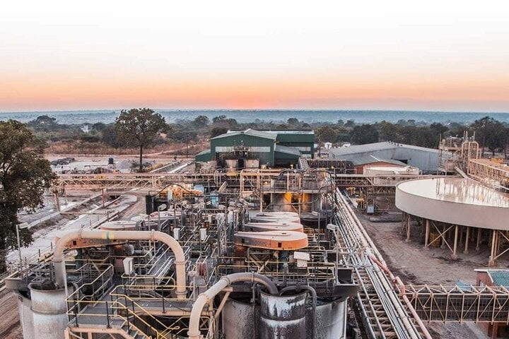 Hé lộ những "tay chơi" trong cuộc đua khoáng sản ở châu Phi Hé lộ những "tay chơi" trong cuộc đua khoáng sản ở châu Phi