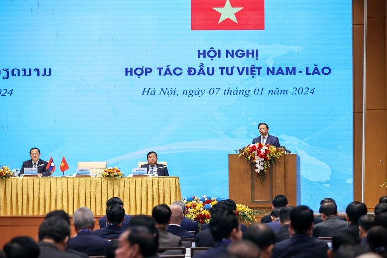 “Đòn bẩy” chính sách đầu tư cho Việt Nam và Lào “Đòn bẩy” chính sách đầu tư cho Việt Nam và Lào