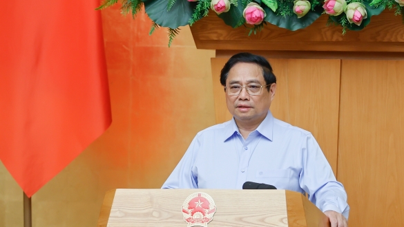 Thủ tướng: Tránh tình trạng việc nhỏ cũng phải trình lên cấp Trung ương