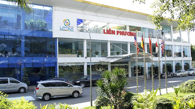 Vinatex, Hanosimex đồng loạt muốn thoái sạch vốn tại doanh nghiệp may hơn 60 năm tuổi