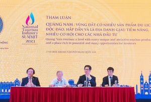 Du lịch không chỉ là ngành dịch vụ, còn là ngành công nghiệp, kinh tế tổng hợp có đóng góp đặc biệt