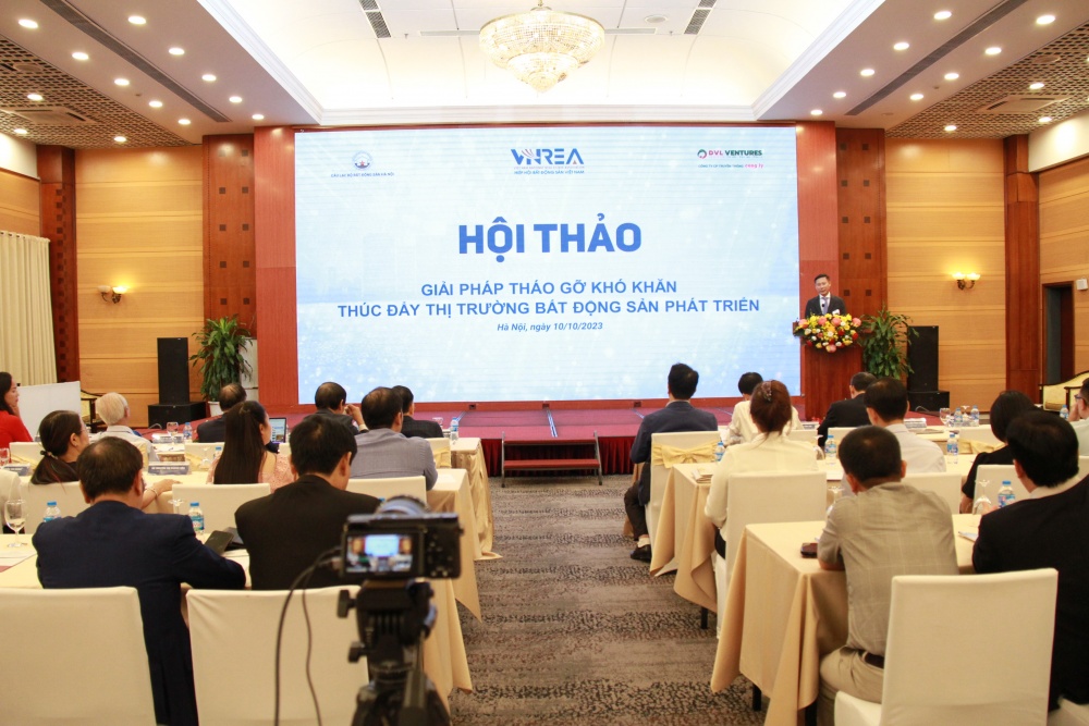 TS Cấn Văn Lực: Pháp lý là rào cản lớn nhất của thị trường bất động sản