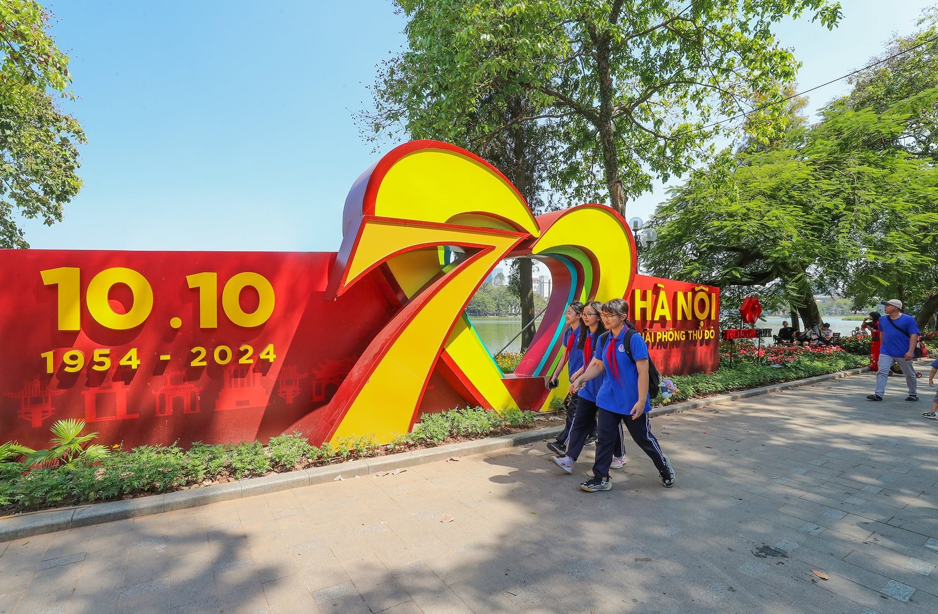 Du lịch Hà Nội: Những thách thức và cơ hội mới Du lịch Hà Nội: Những thách thức và cơ hội mới