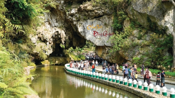 Nỗ lực trong kết nối trục du lịch nối liền mạch 2 vùng Đông - Tây Quảng Nam