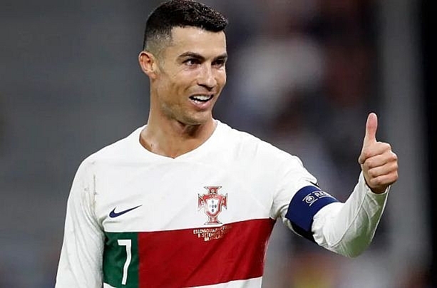 Ronaldo tiếp tục đấu trí với Juventus